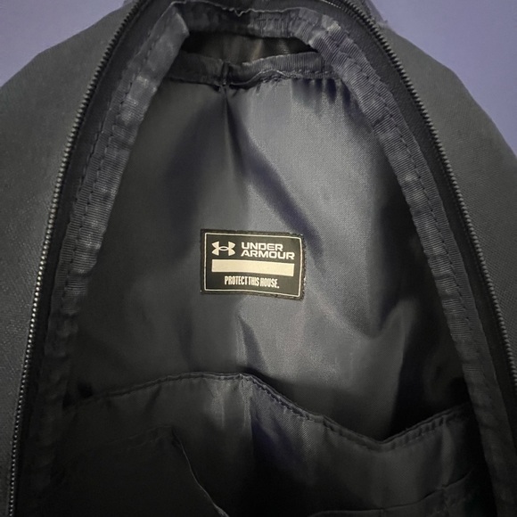 Under Armour Backpack Navy Blue – Lightweight Durable Sports/School Bag - Picture 4 of 7